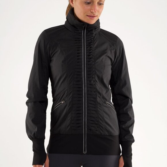 Lululemon Women's Black Run Back On Track Mock Neck Track Jacket Size 6 - Picture 1 of 16
